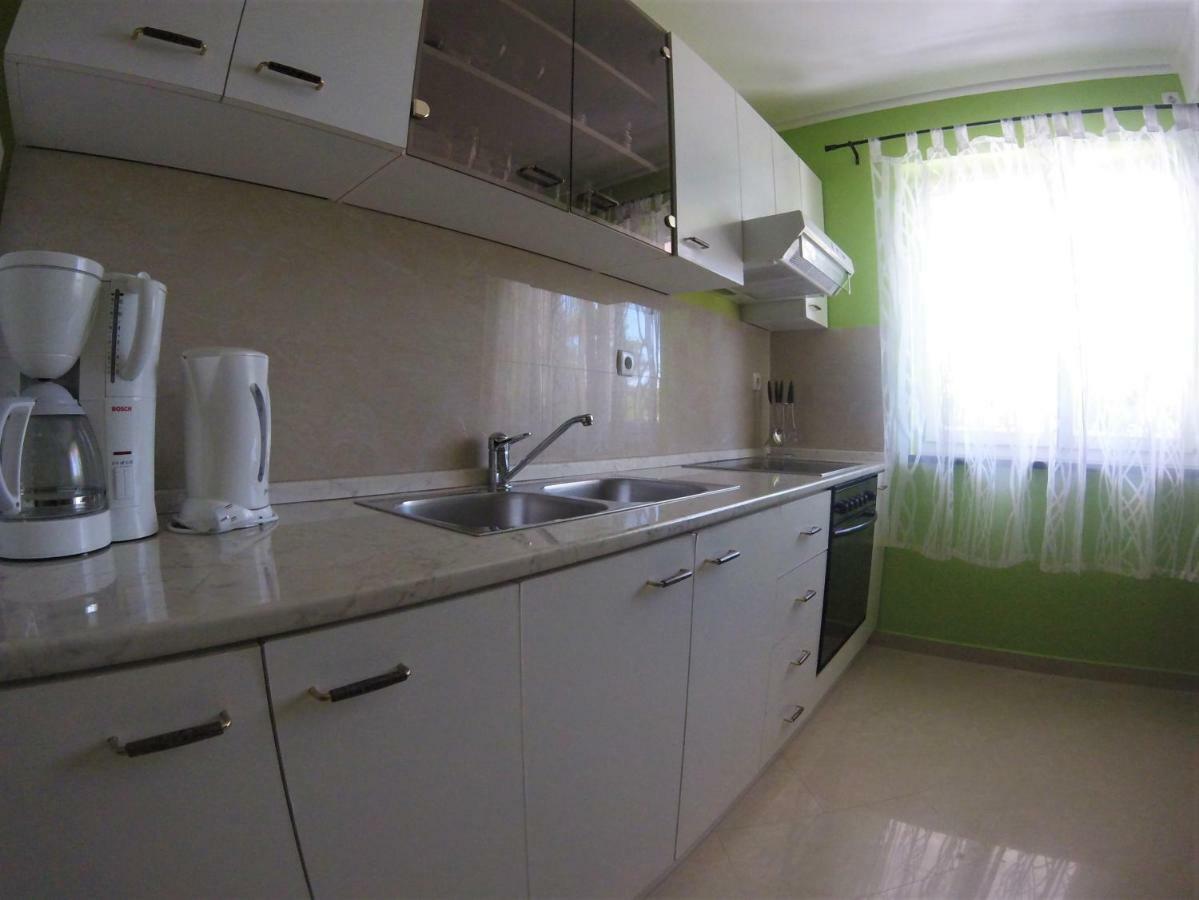 Apartments Olivera Supetarska Draga Esterno foto